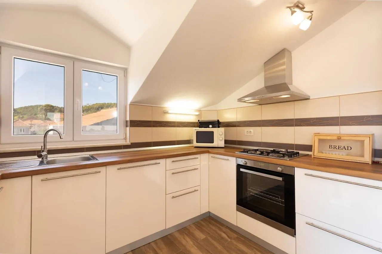 Holiday Home Lydia Slatine 0*,  Croatia